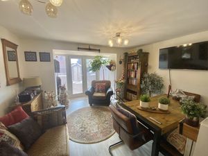 Family/Dining Area- click for photo gallery